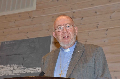 Fra jubileumsmiddagen. Avslutningsord ved prest Gunnar H. Ødegårdstuen. Foto: Thor Henrik With