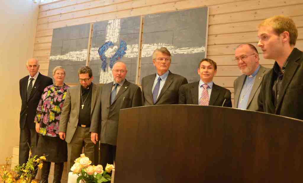 Fra jubileumsmiddagen. Presentasjon av styret i Tromsø Valgmenighet. Foto: Thor Henrik With